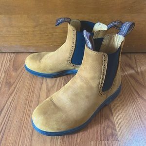 Suede Blundstone High Top Boots